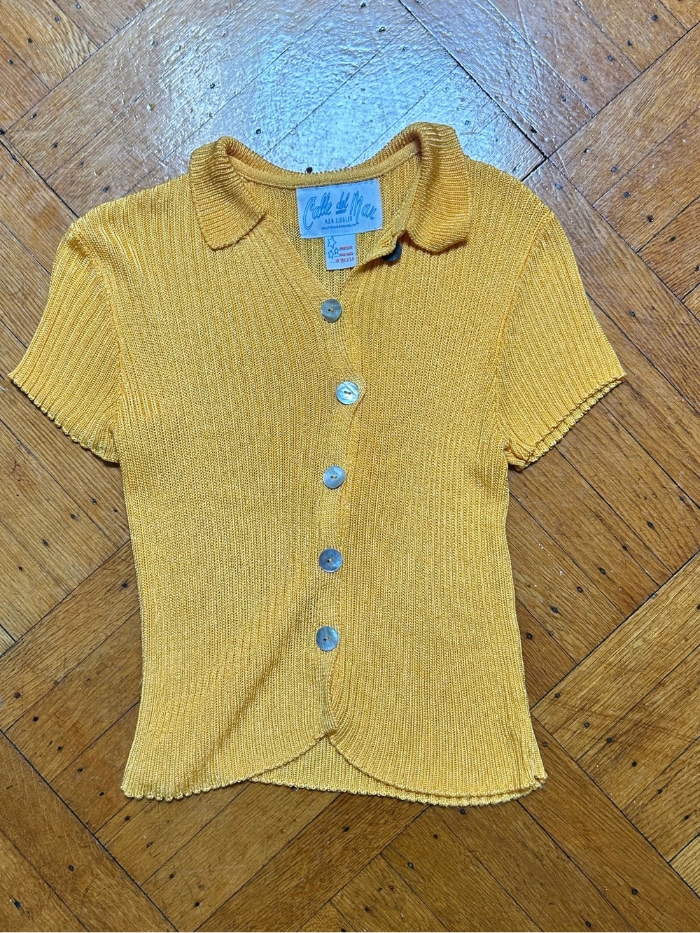 Calle de Mar Yellow Knit Collared Top